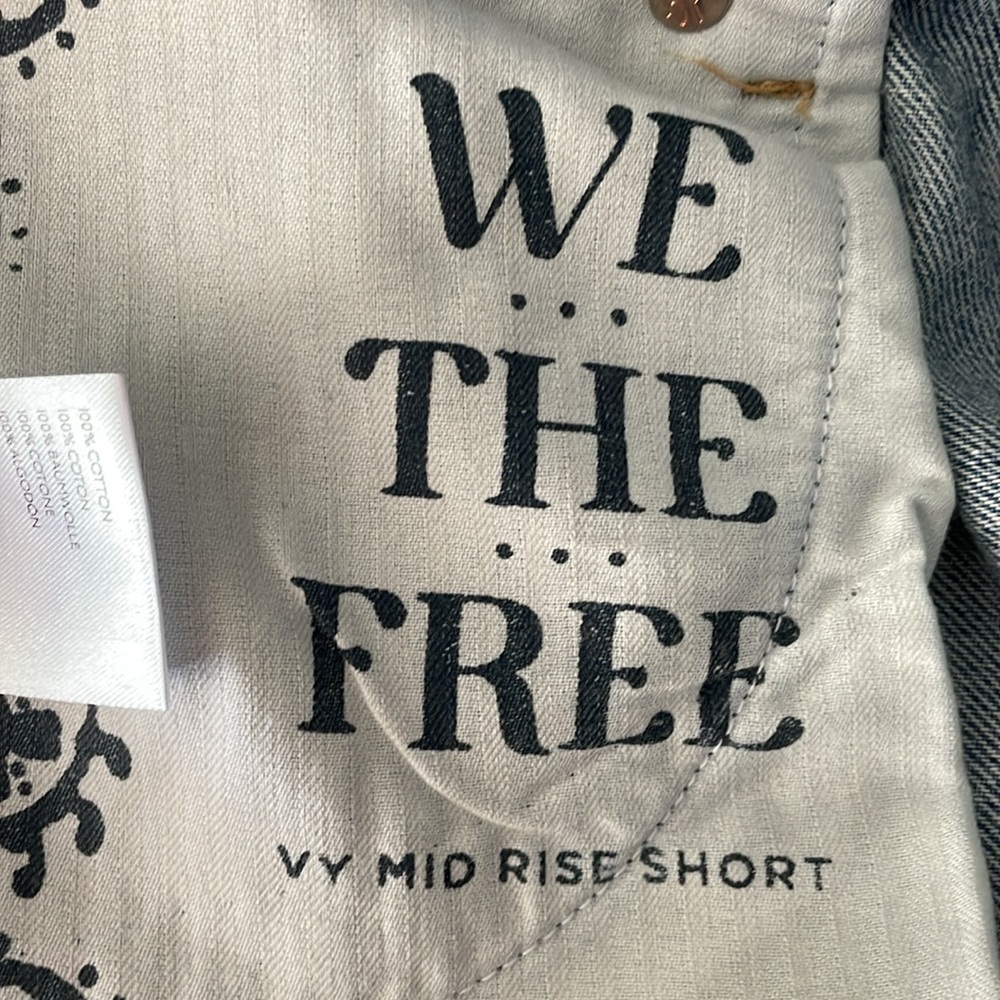 ‼️NWT‼️We the free ivy mid rise short - Picture 3 of 6